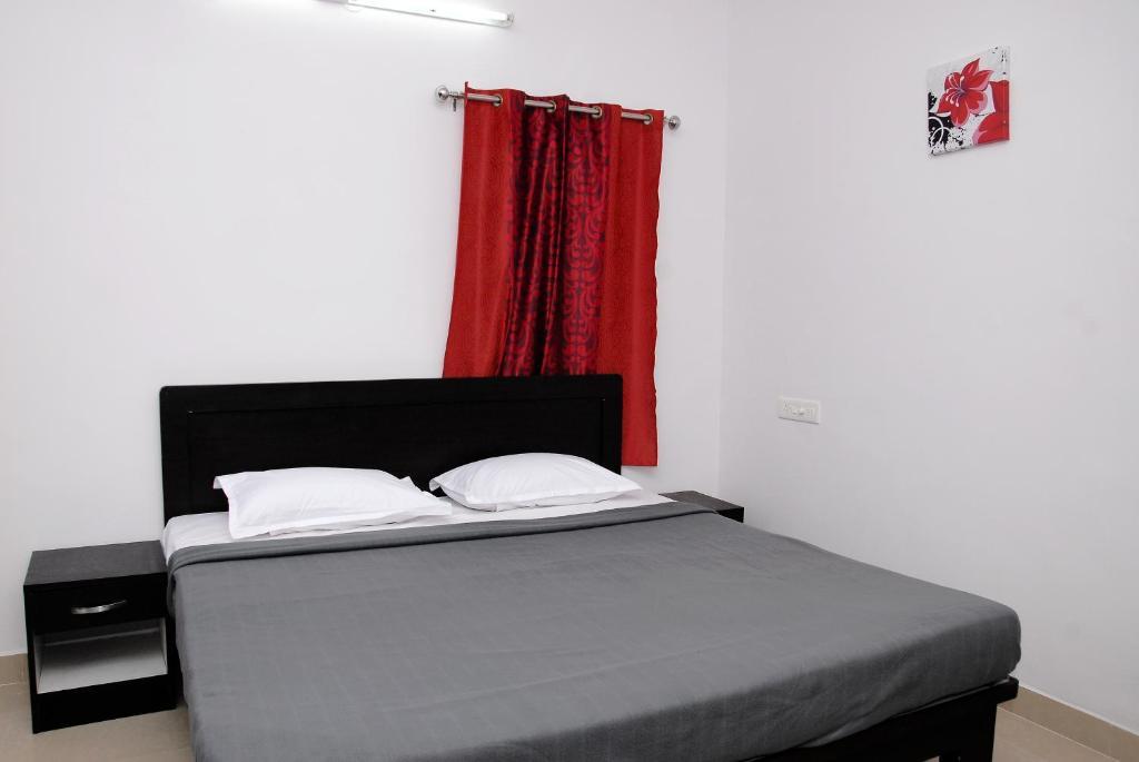 Varsha Enclave Serviced Apartment 마이소르 외부 사진